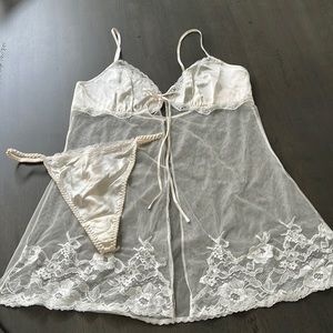 Vintage Victoria’s Secret Babydoll Sleep Set